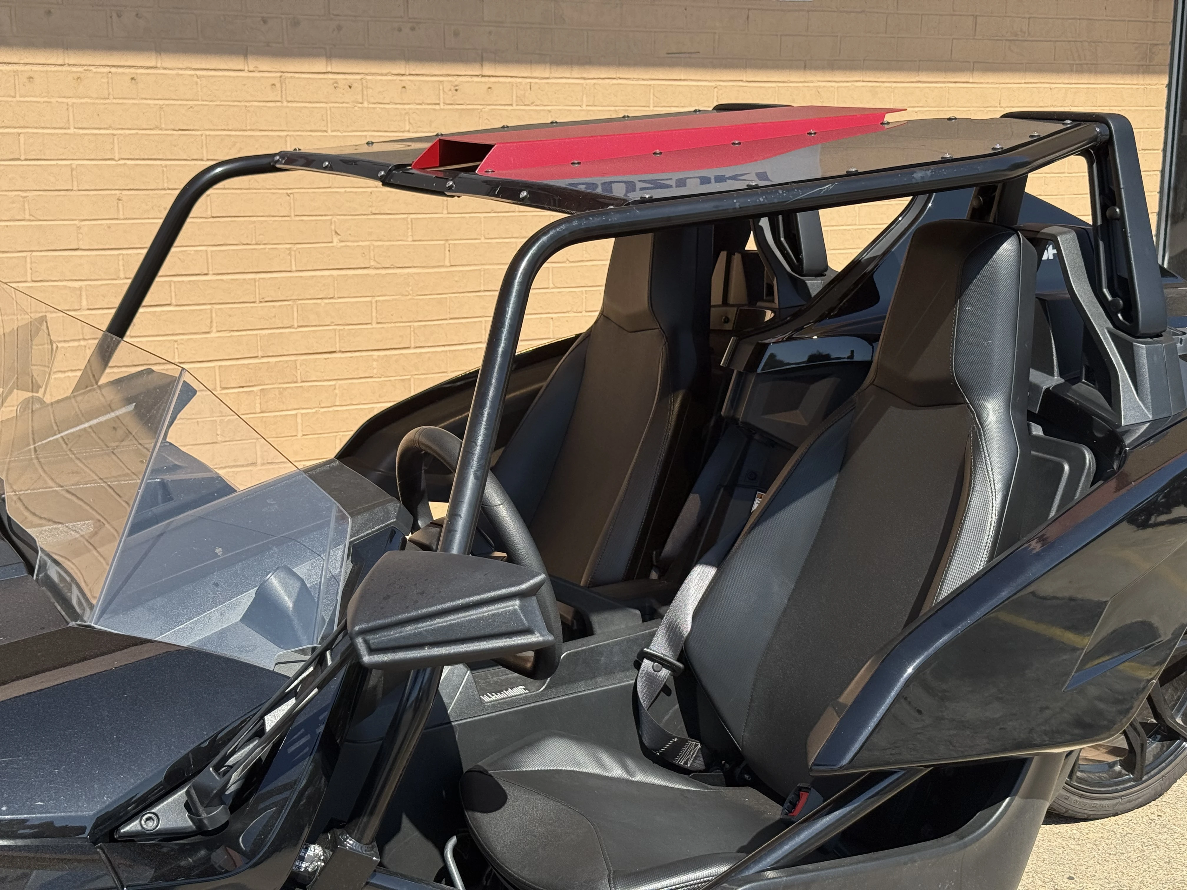 2024 POLARIS SLINGSHOT S with Technology Package 1 AutoDrive - image 2
