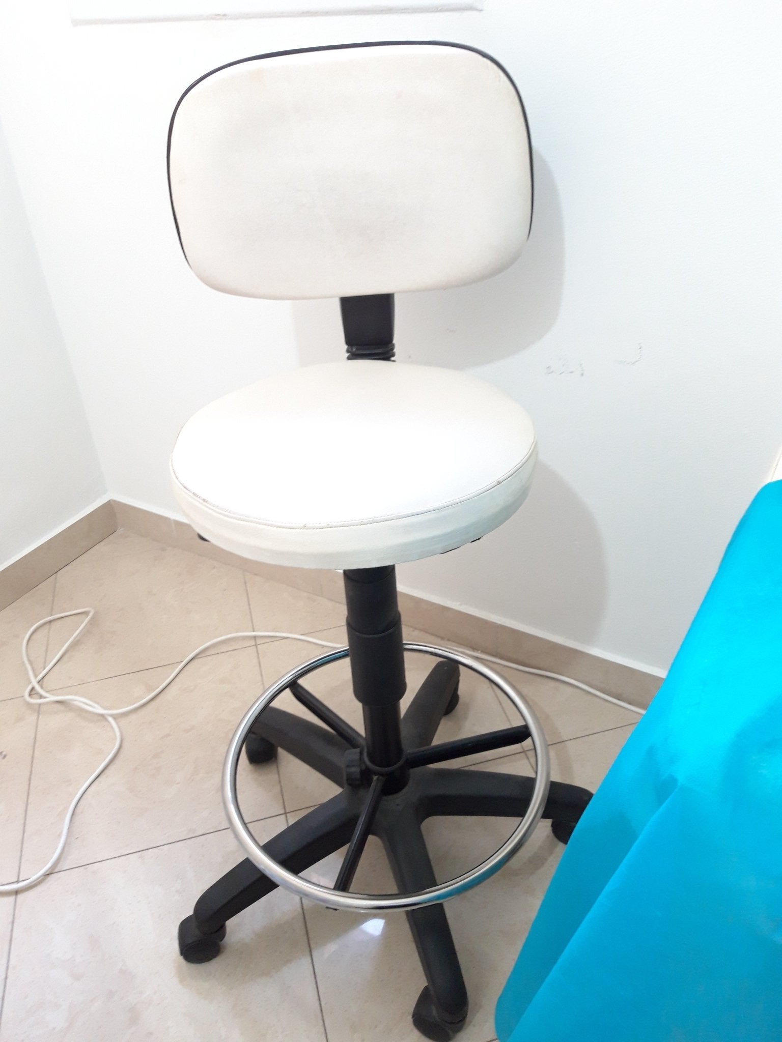 beauty salon furniture - The Jerusalem Market