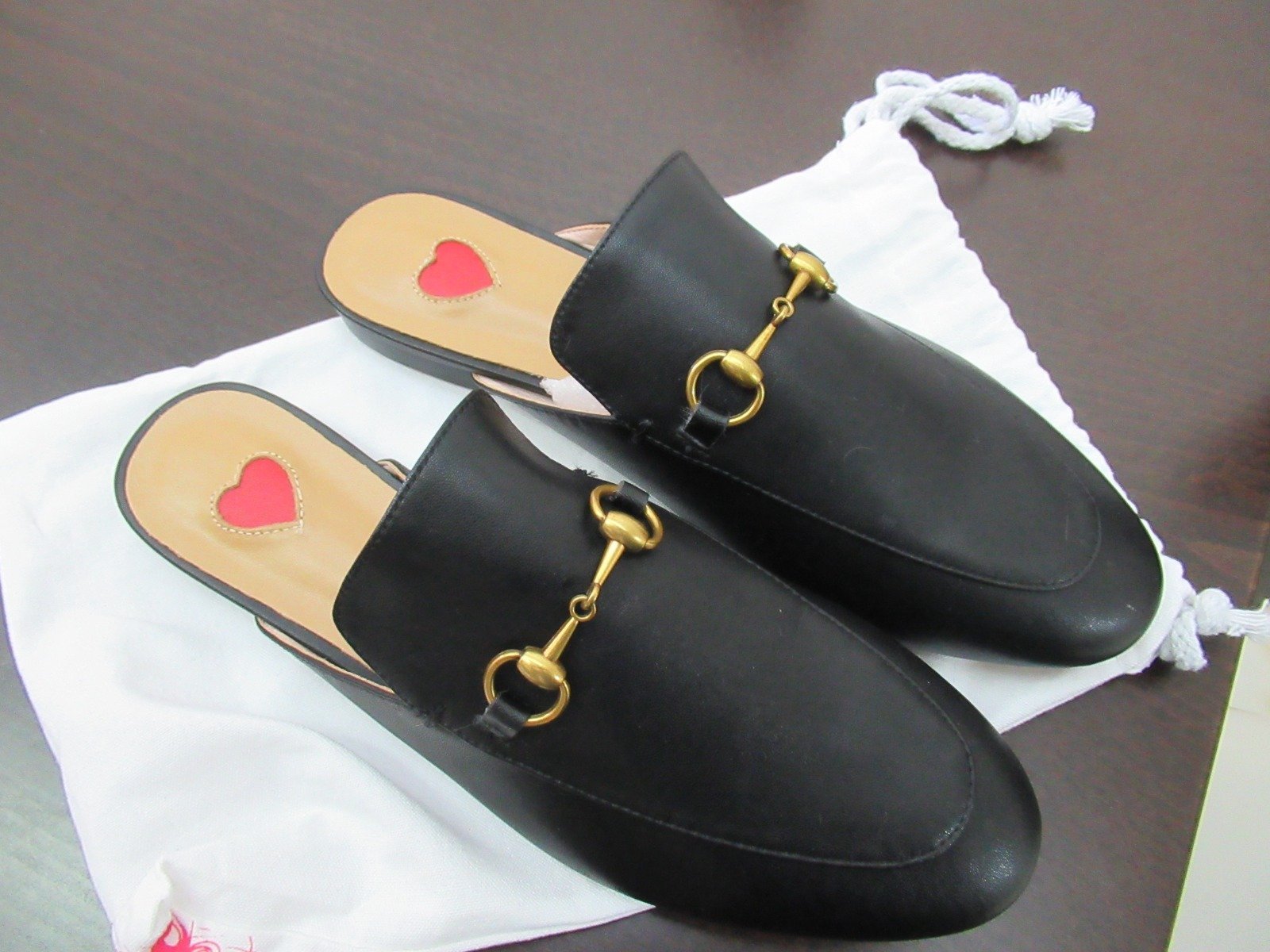 Black Womens Slippers - The Jerusalem Market