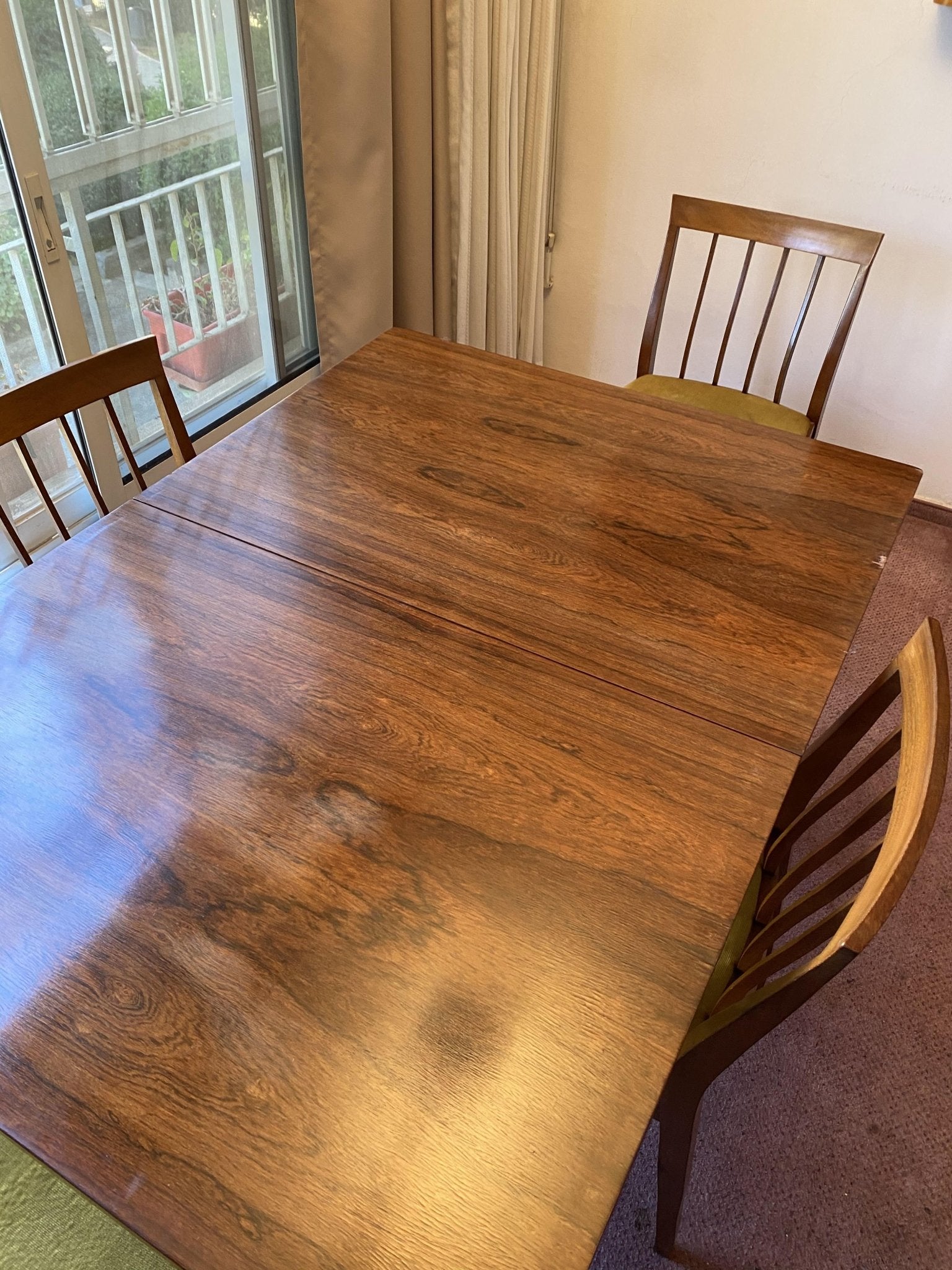 Dining room table and chairs - The Jerusalem Market