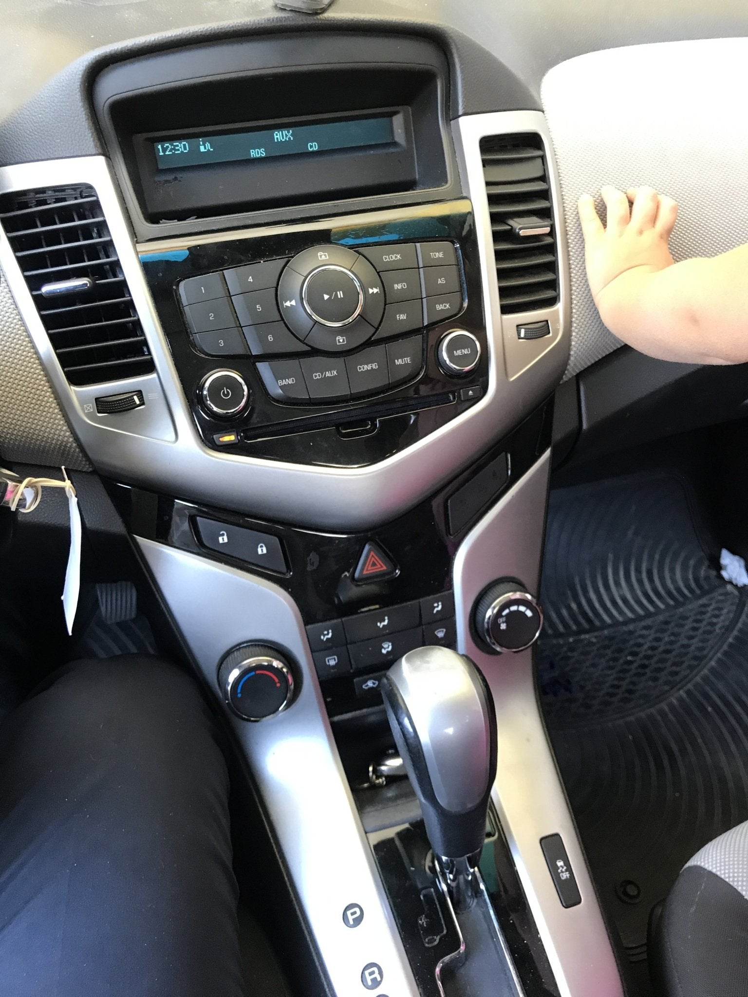Car - Chevrolet Cruze - The Jerusalem Market