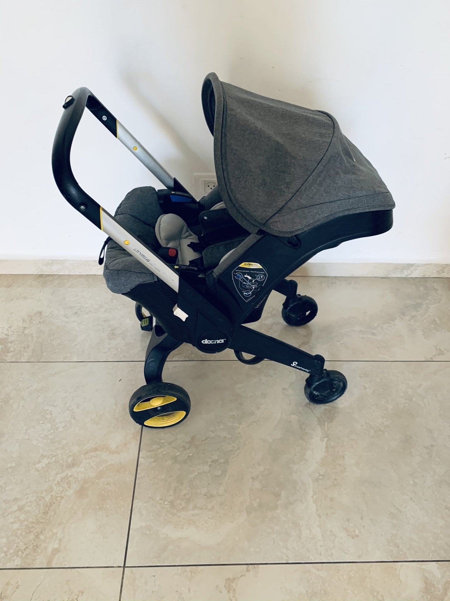 Doona stroller - The Jerusalem Market