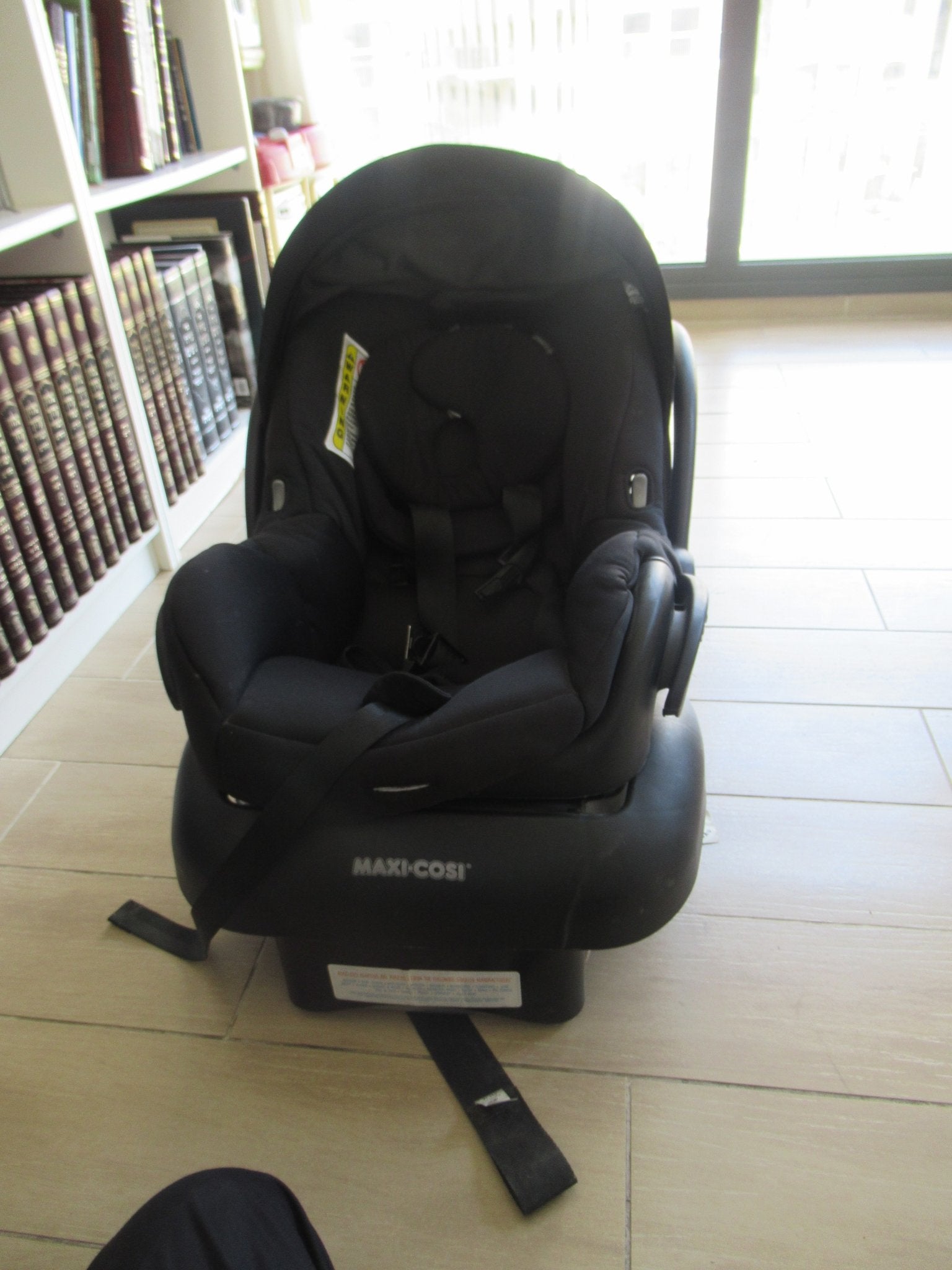 Maxi Cosi Car Seat - The Jerusalem Market