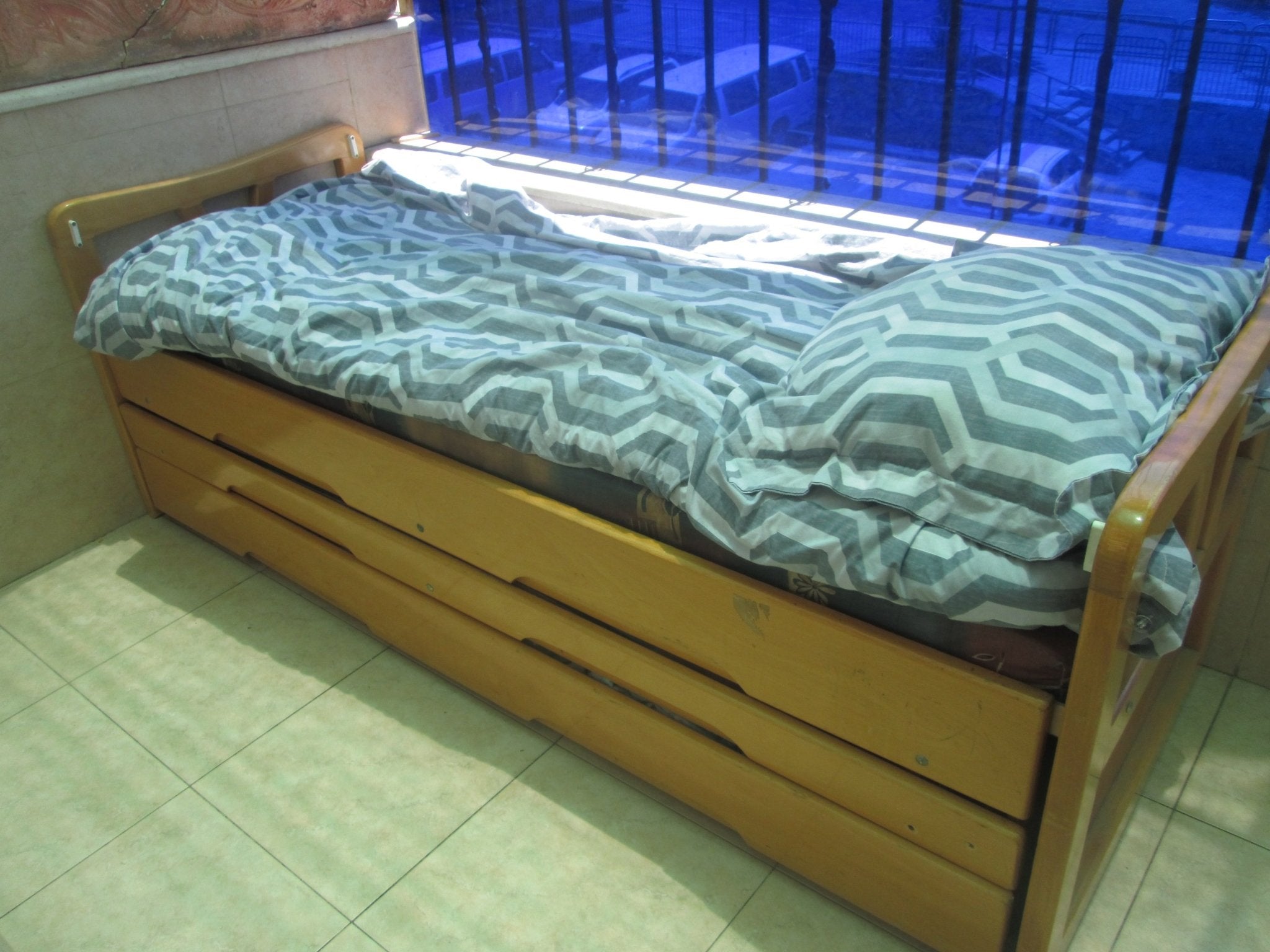 Trundle Bed - Pulls out to 3 and a Drawer - The Jerusalem Market