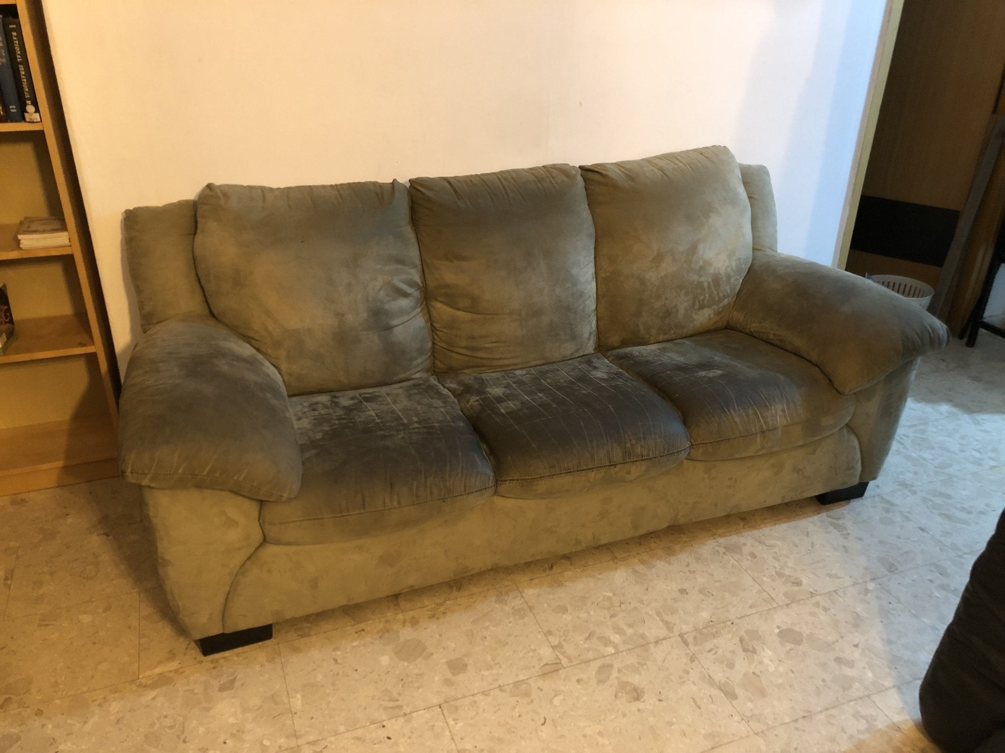 Couch - The Jerusalem Market