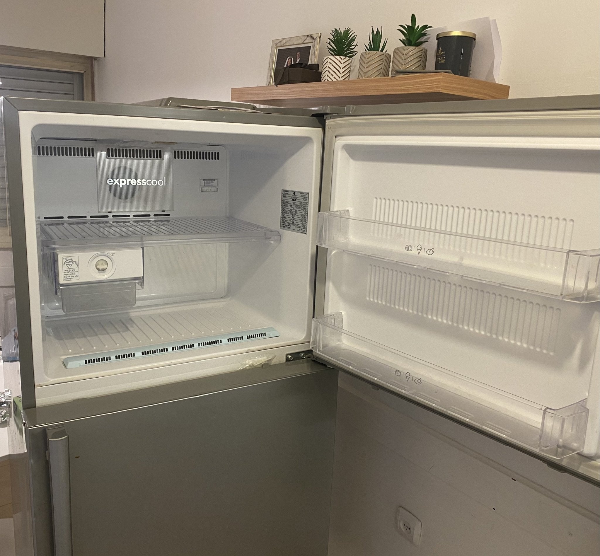 Great compact Fridge! - The Jerusalem Market
