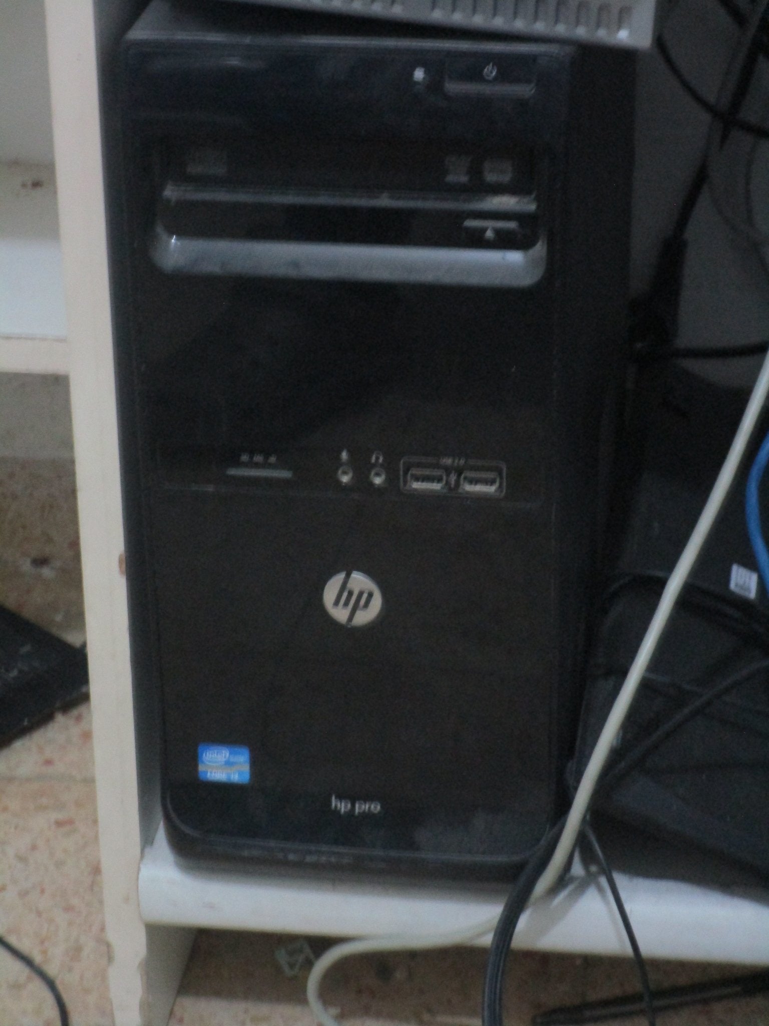 desktop computer - The Jerusalem Market