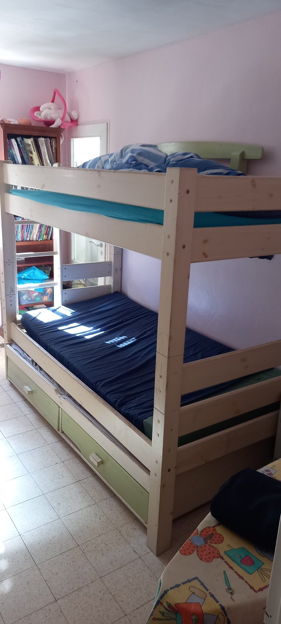 Solid wood bunkbed sleeps 3 plus storage - The Jerusalem Market